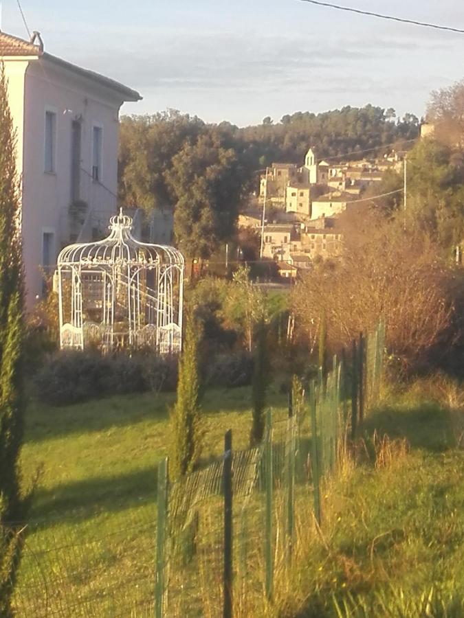 Tramonti E Valli Calvi dellʼ Umbria Kültér fotó
